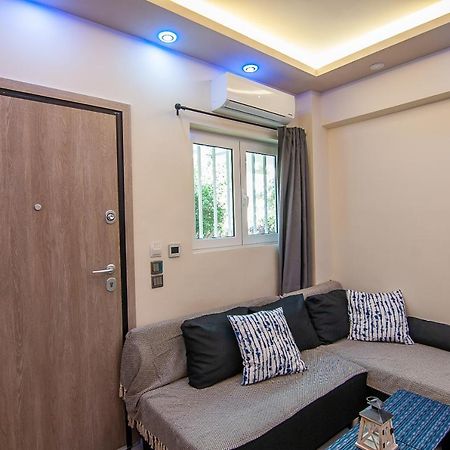 Modern Studio For 4 In Glyfada Appartamento Atene Esterno foto